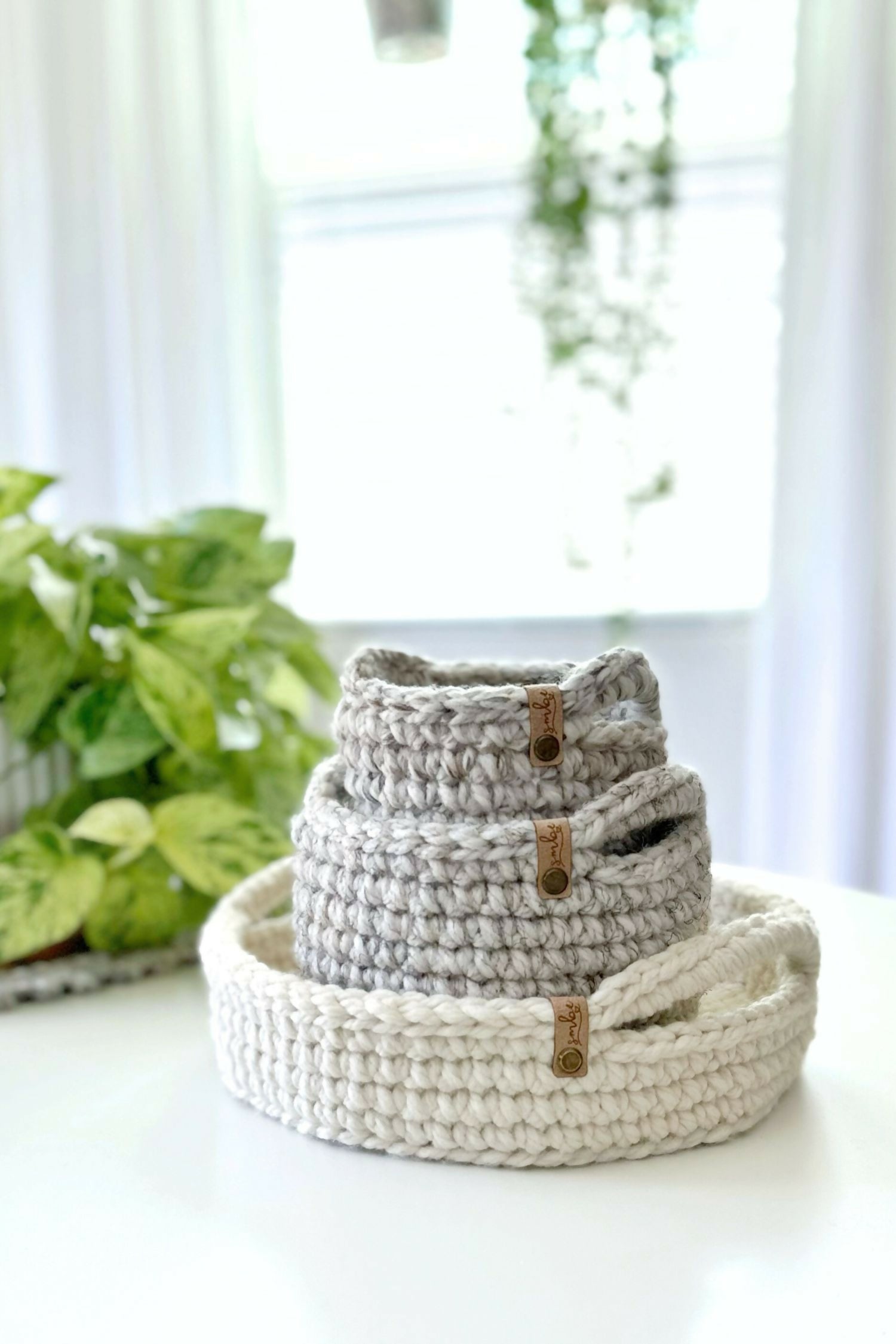 The Little Handle Basket (Crochet)